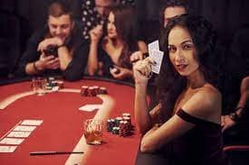 Studio kasino langsung euro togel dengan dealer profesional dan teknologi broadcast HD
